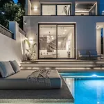 Ventus - A Luxury Sea View Retreat In Vila *
