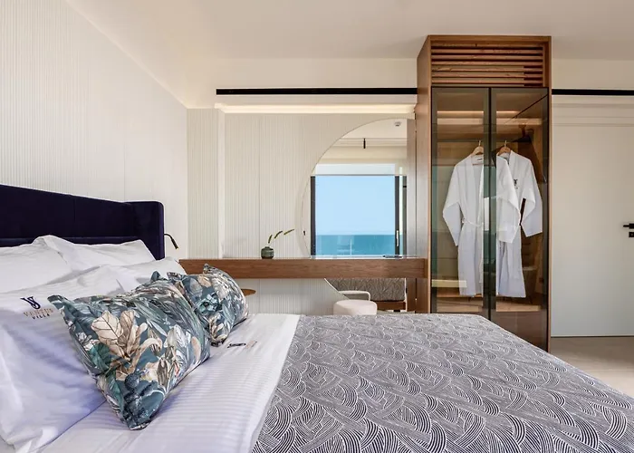 Ventus - A Luxury Sea View Retreat In * Akrotiri (Zakynthos)
