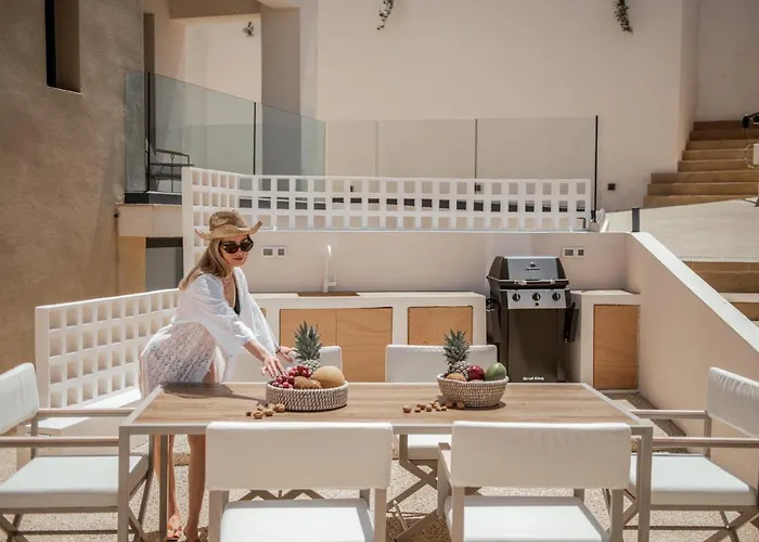 Villa Ventus - A Luxury Sea View Retreat In
